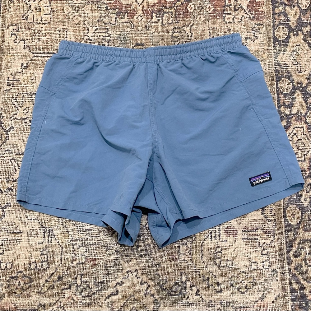 Patagonia Women’s 4” Shorts Size S - Picture 6 of 9